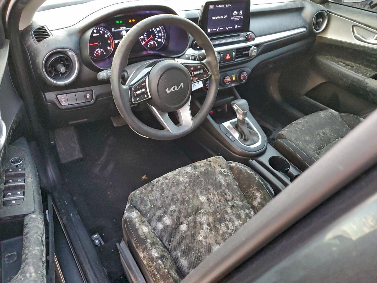 2023 KIA FORTE