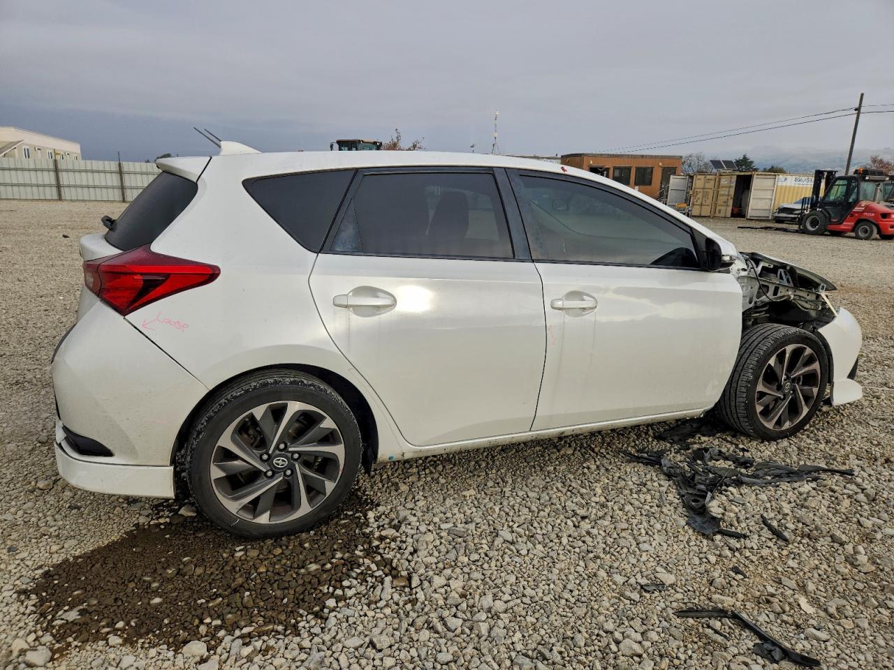 2016 TOYOTA SCION
