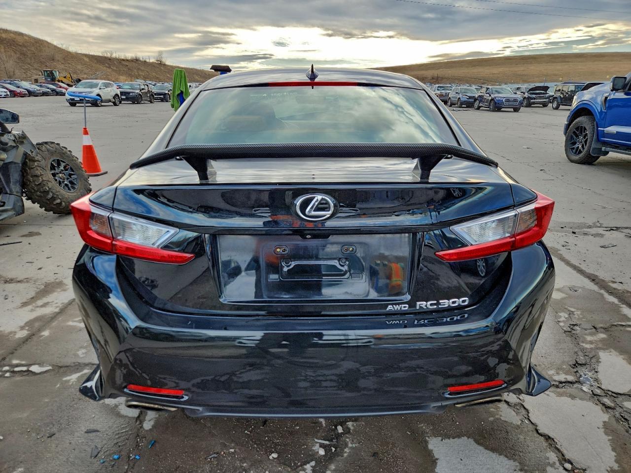 2016 LEXUS RC 300