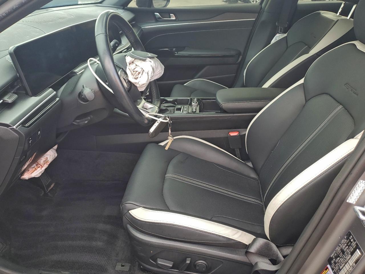 2025 KIA K5