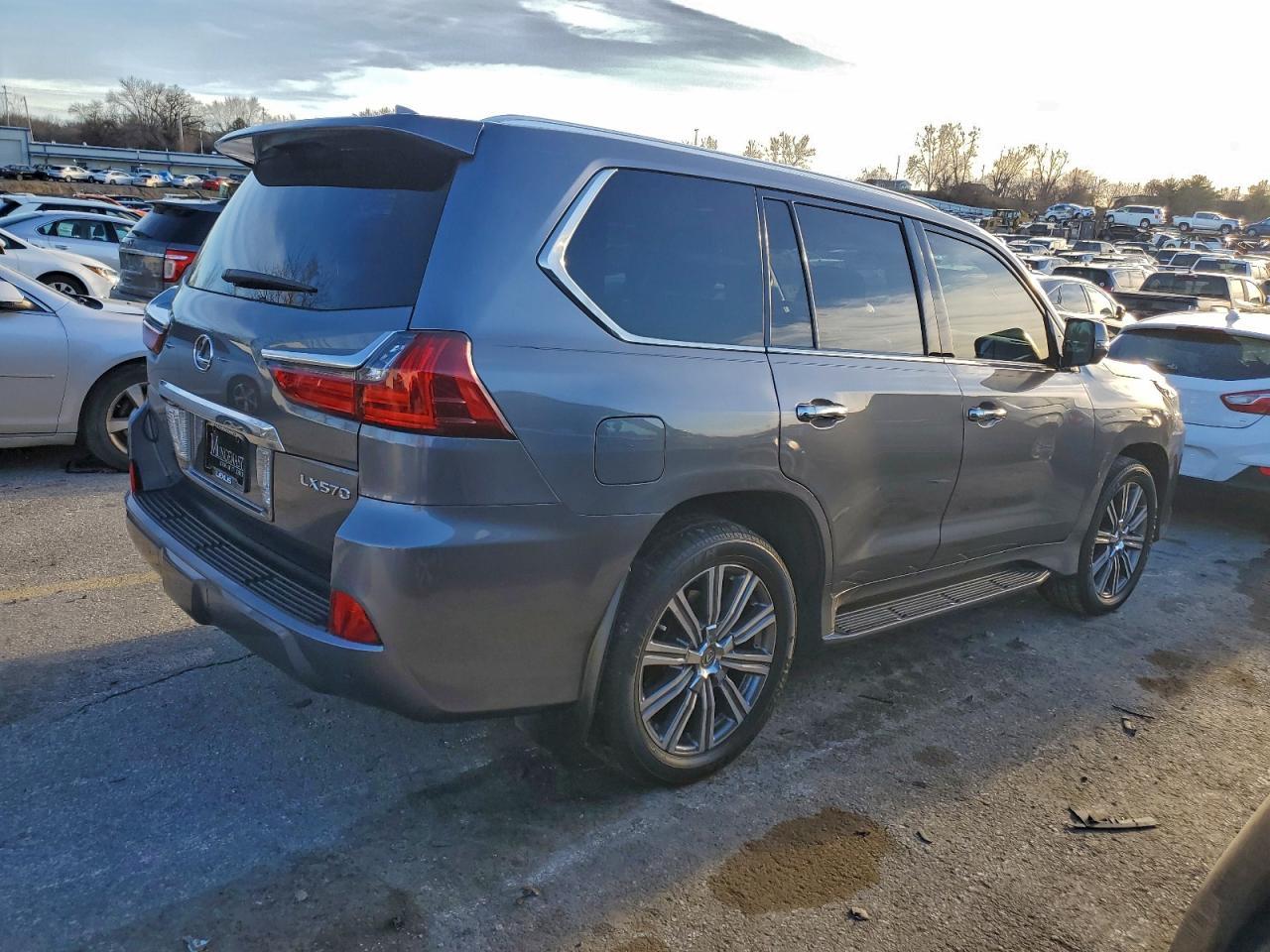 2017 LEXUS LX 570