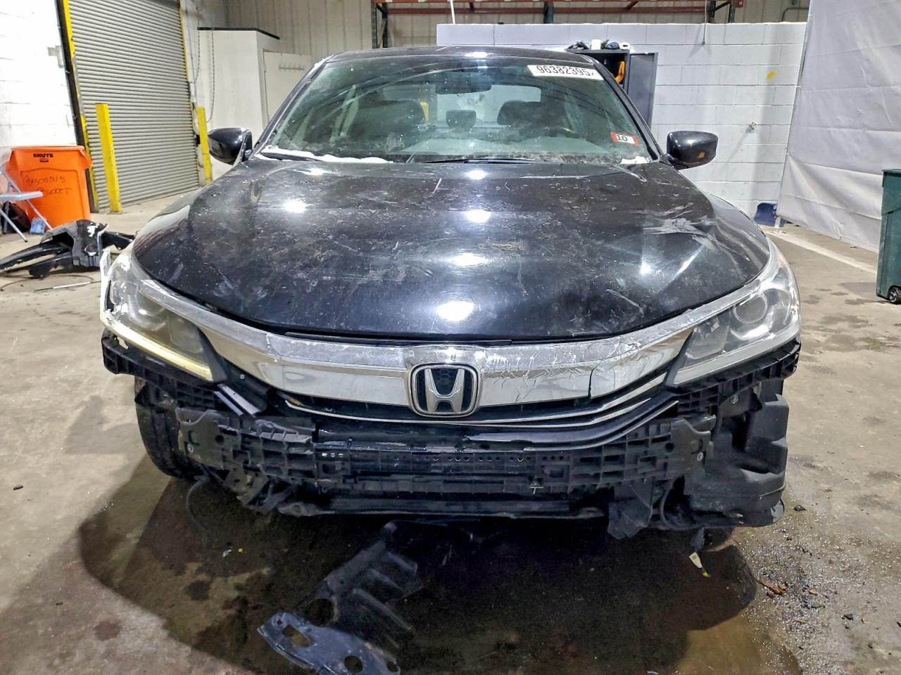 2017 HONDA ACCORD