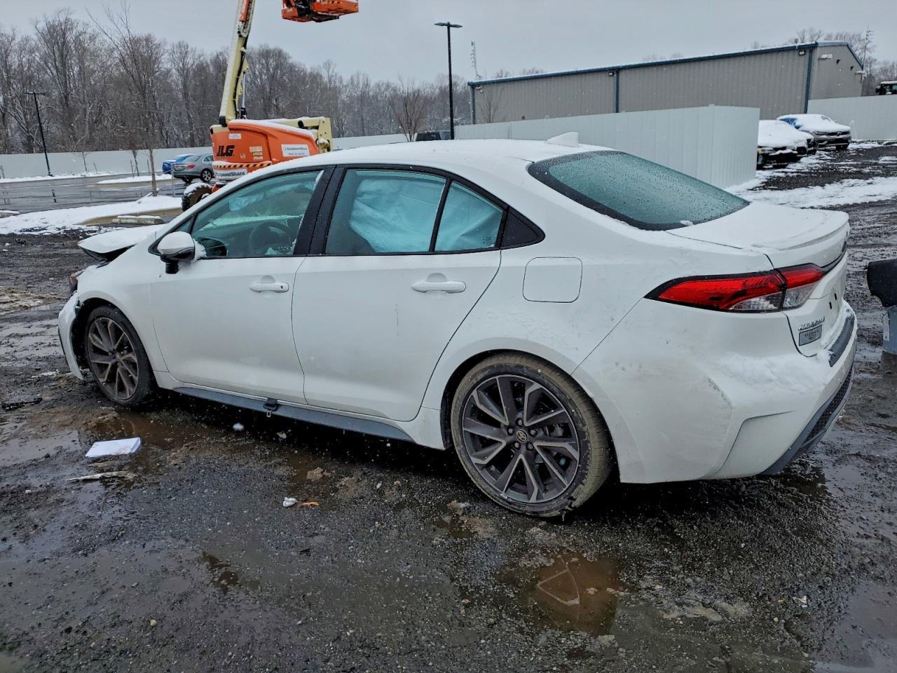 2021 TOYOTA COROLLA
