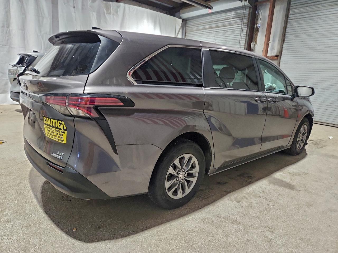 2022 TOYOTA SIENNA