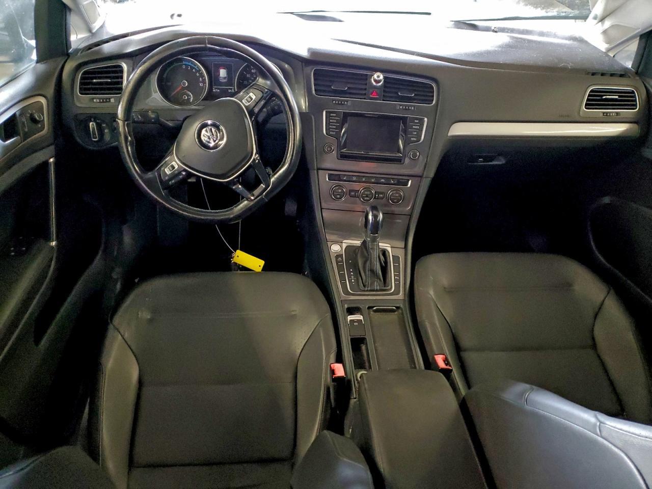 2015 VOLKSWAGEN e-Golf
