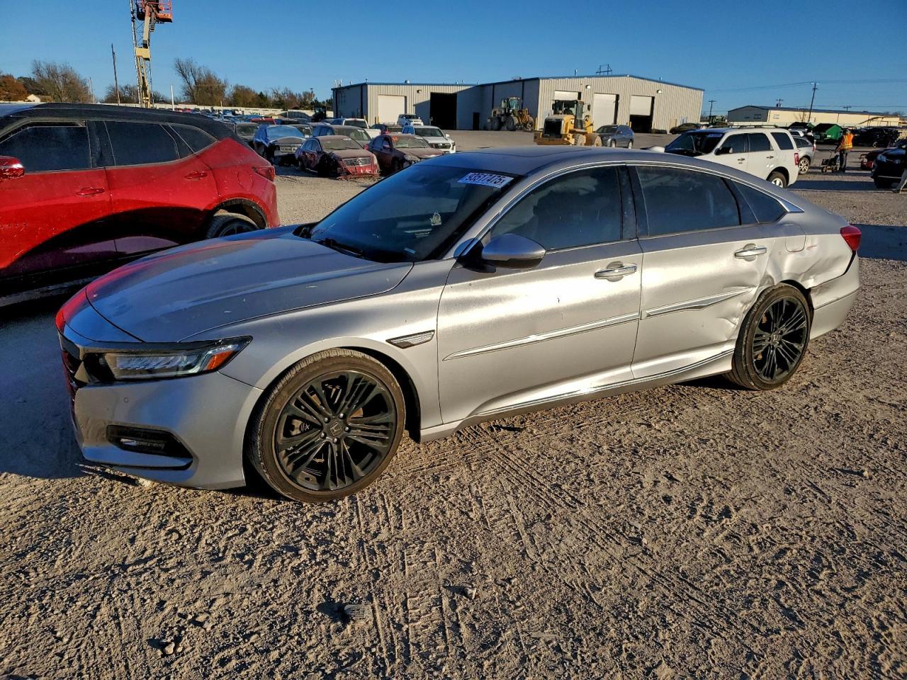 2018 HONDA ACCORD