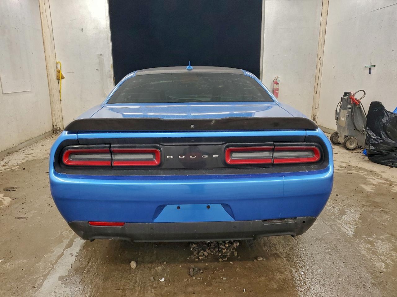 2015 DODGE Challenger
