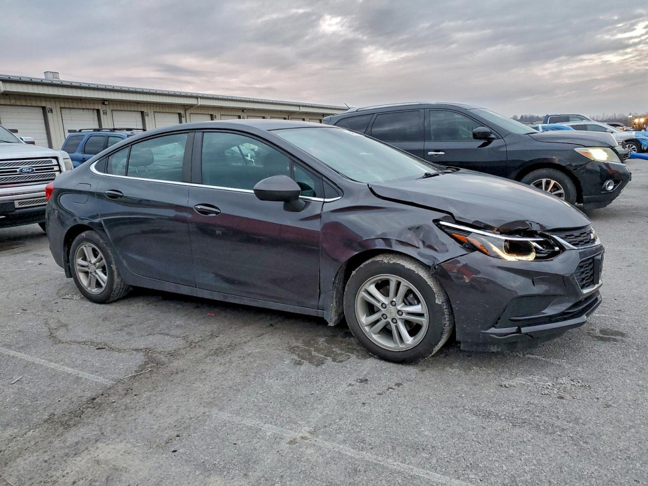 2017 CHEVROLET CRUZE