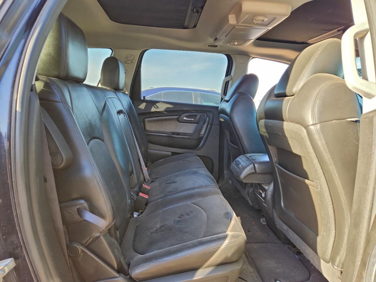 2011 CHEVROLET TRAVERSE