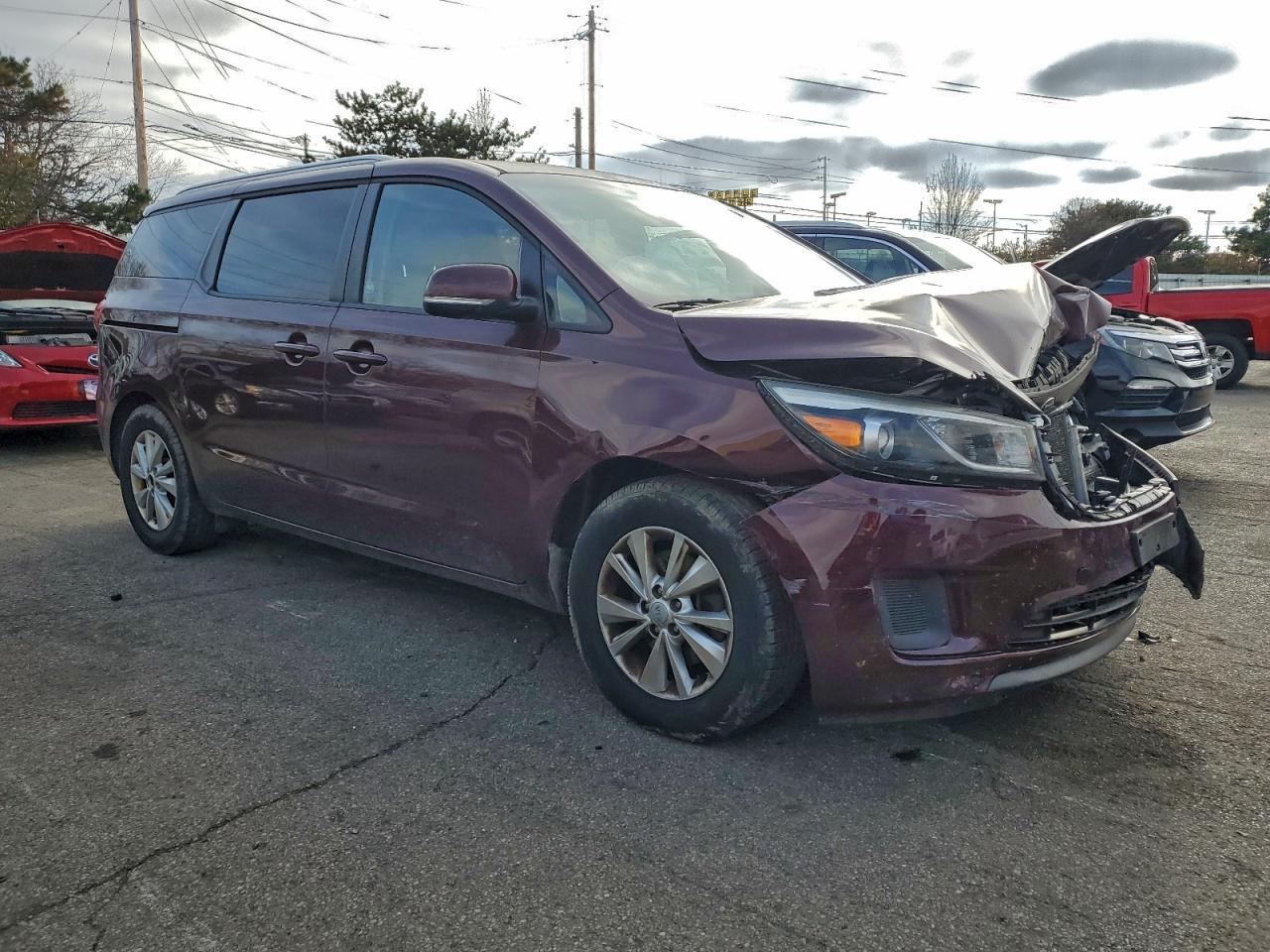 2016 KIA SEDONA