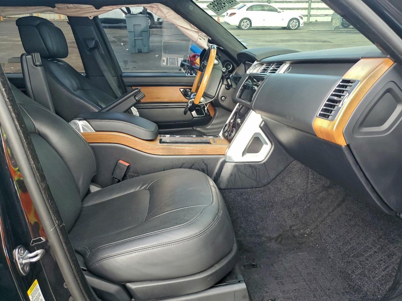 2019 LAND ROVER RANGE ROVER