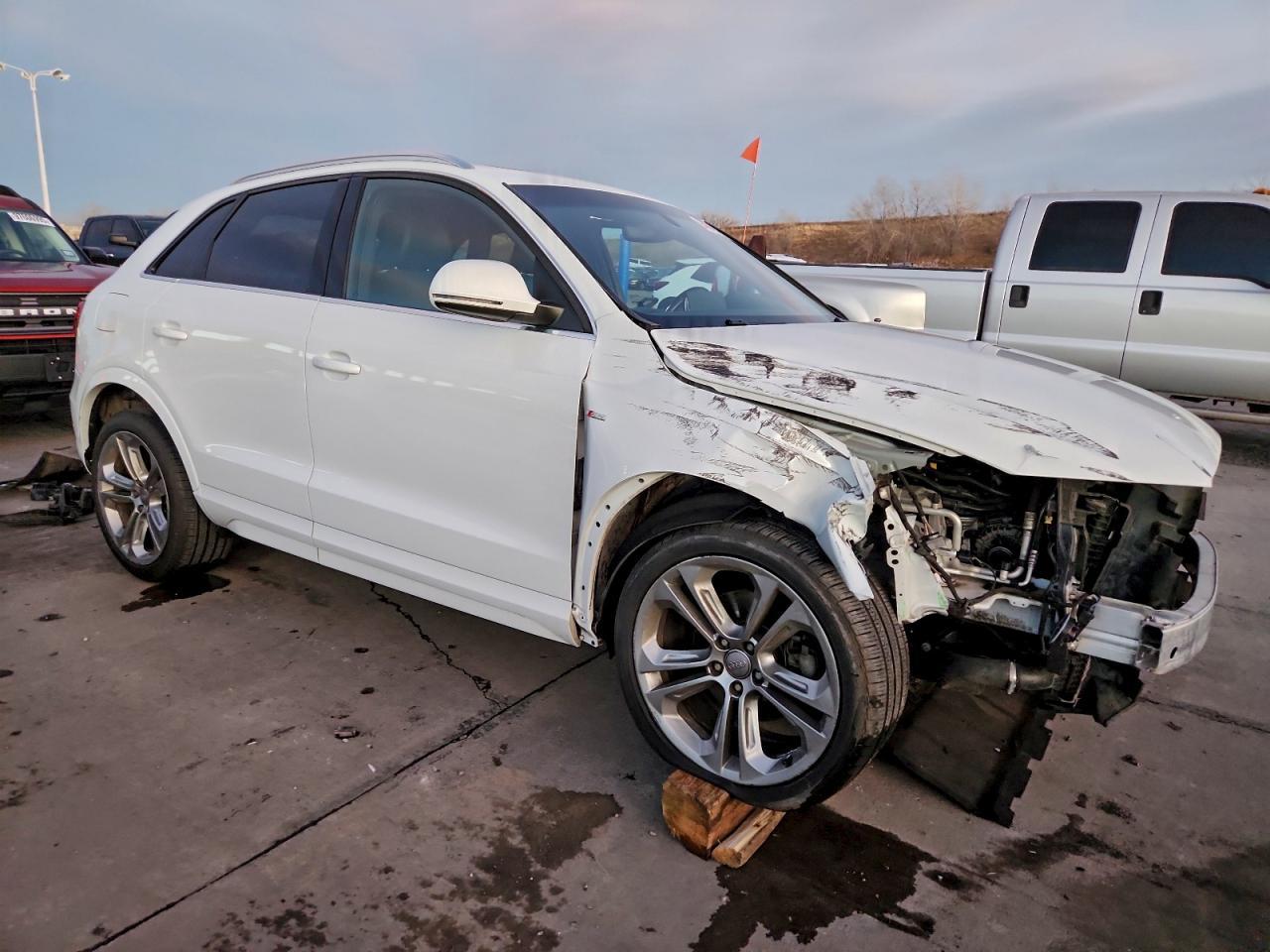 2016 AUDI Q3
