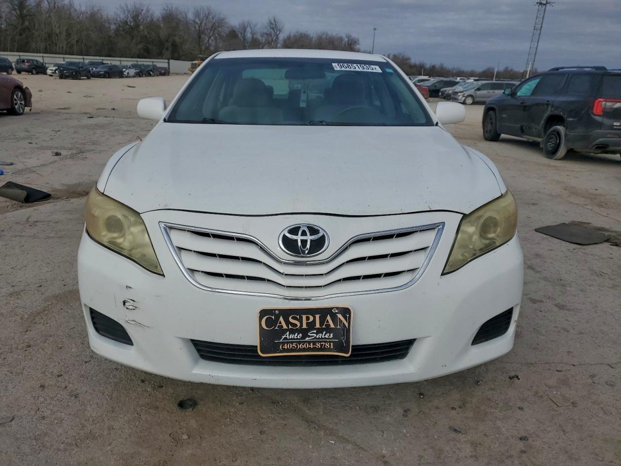 2011 TOYOTA CAMRY