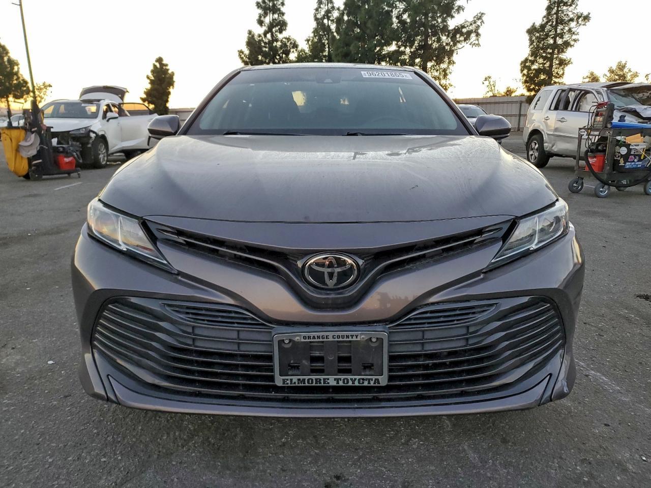 2018 TOYOTA CAMRY