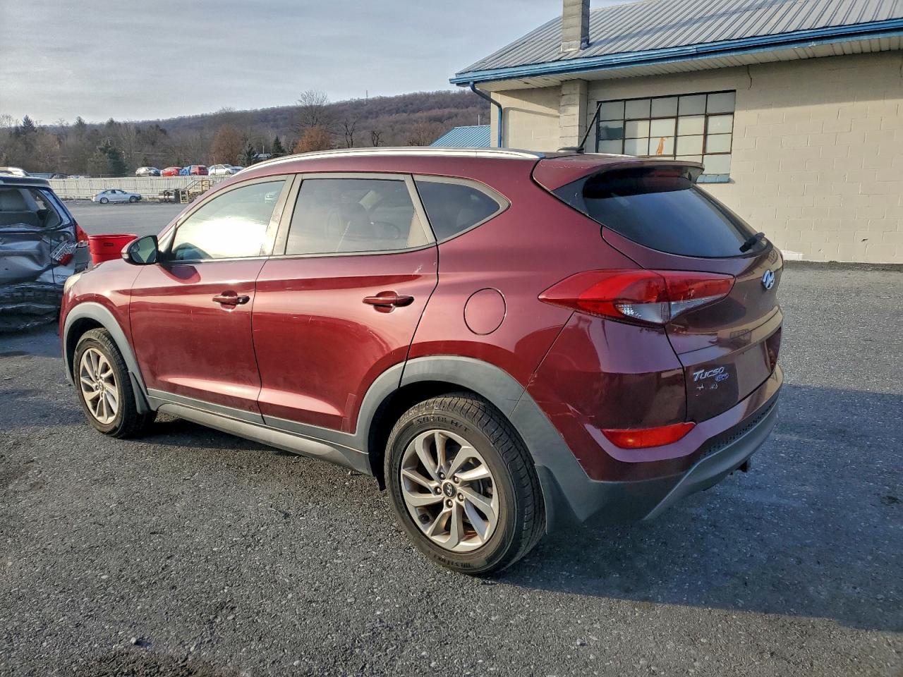 2016 HYUNDAI TUCSON