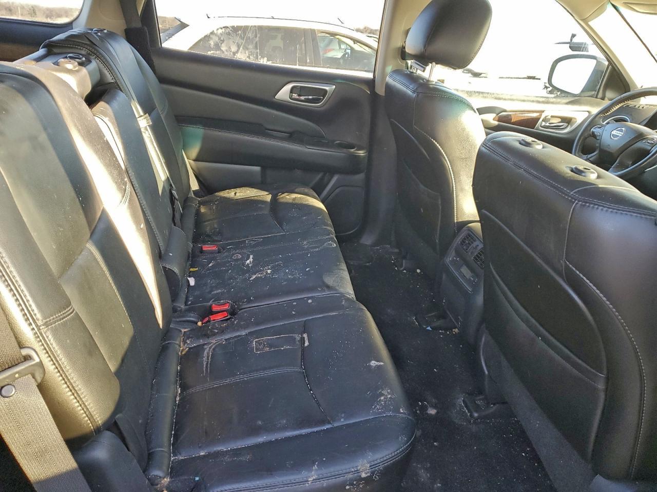 2014 NISSAN PATHFINDER