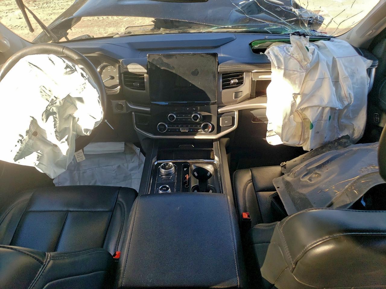 2022 FORD Expedition