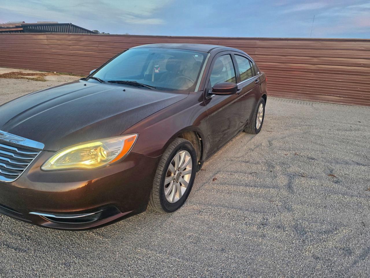 2013 CHRYSLER 200