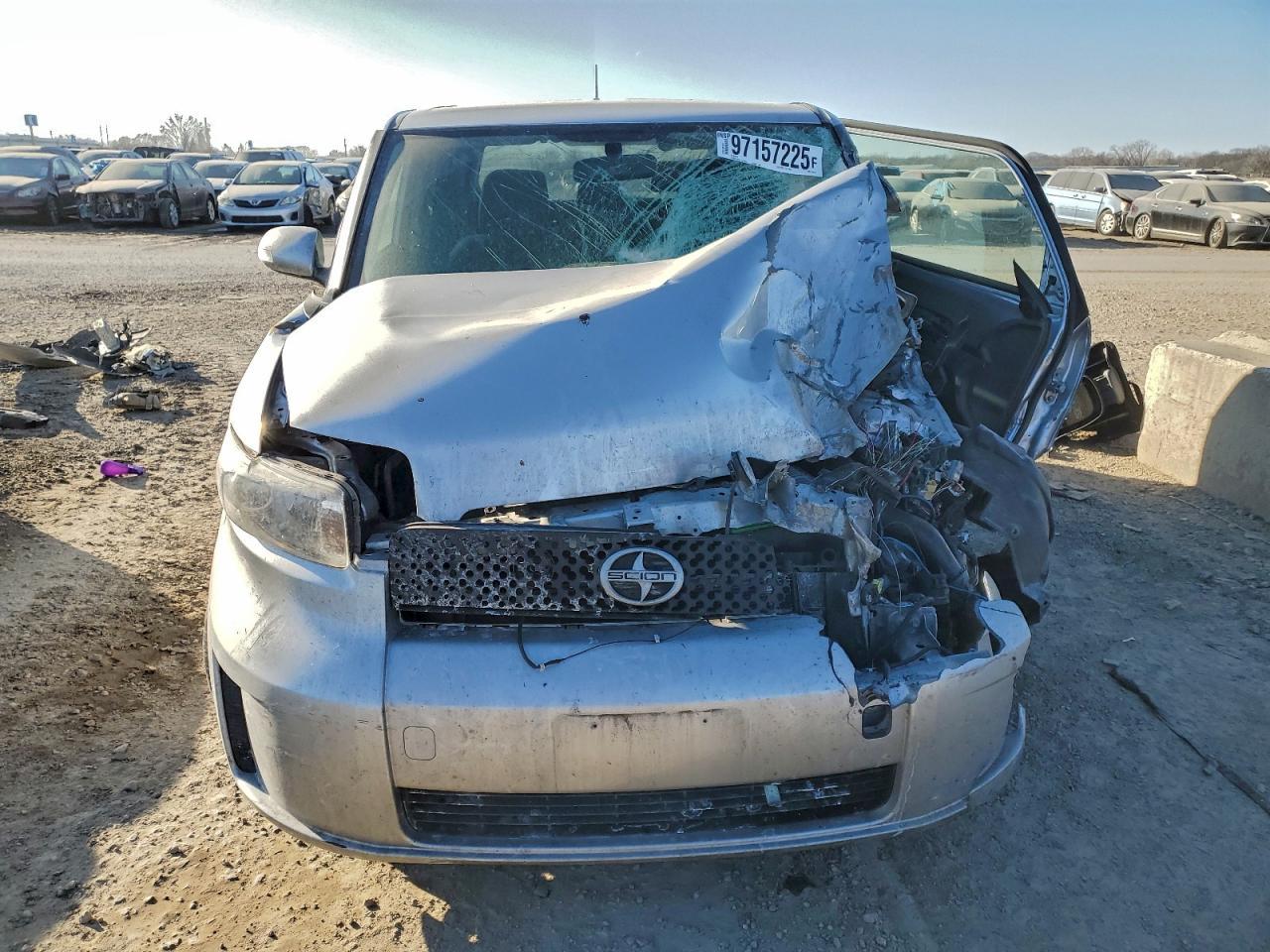 2010 TOYOTA SCION