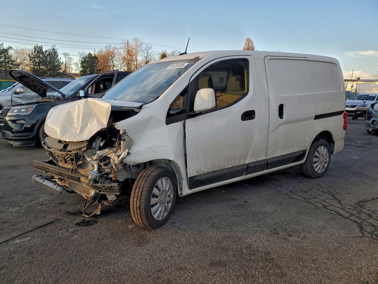 2016 NISSAN NV 200