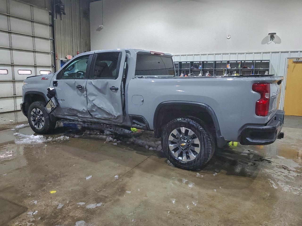 2025 CHEVROLET Silverado