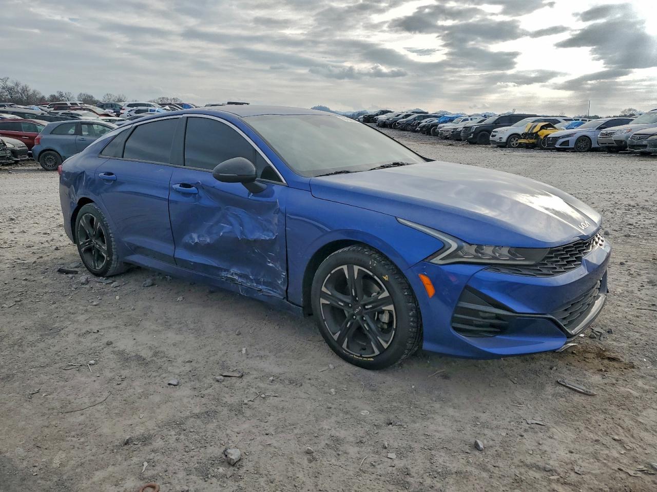 2022 KIA K5