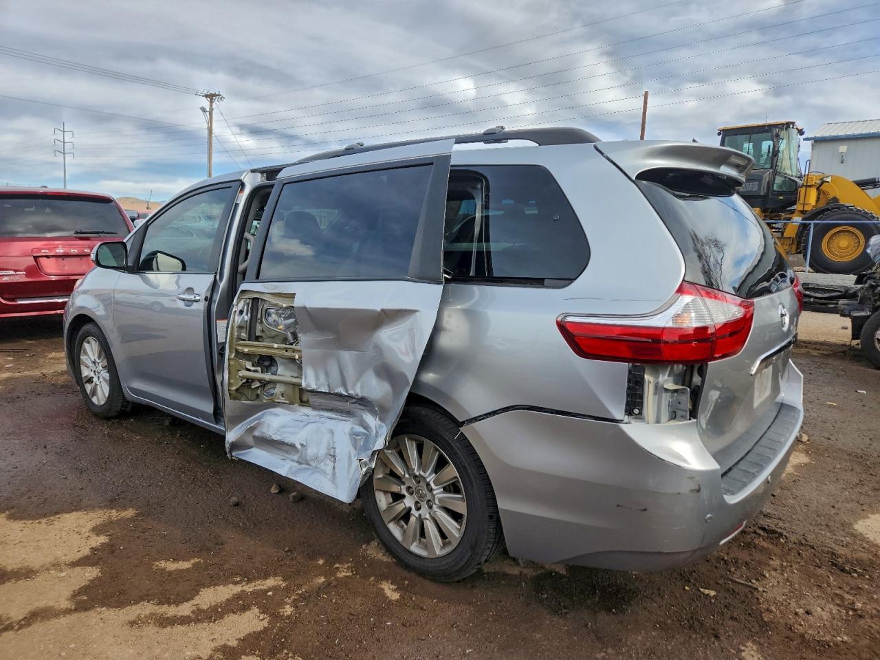 2015 TOYOTA SIENNA