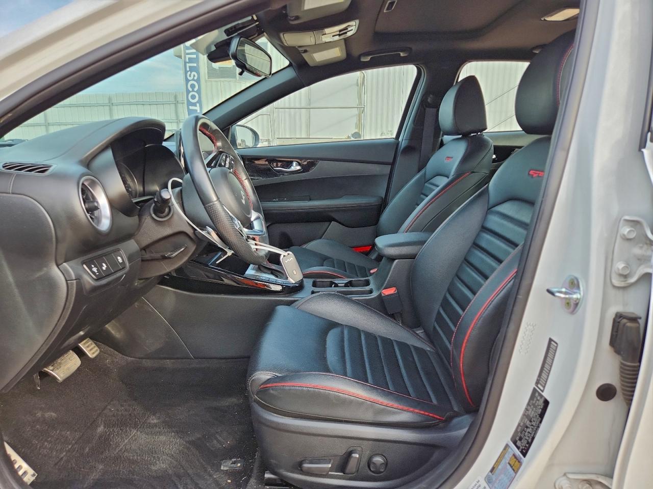 2023 KIA FORTE
