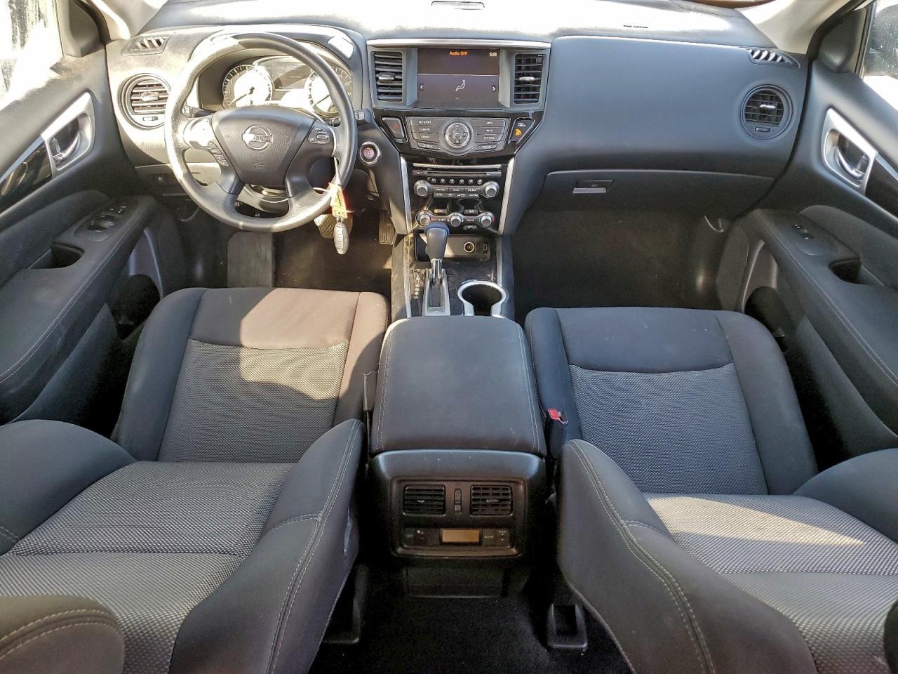 2017 NISSAN PATHFINDER