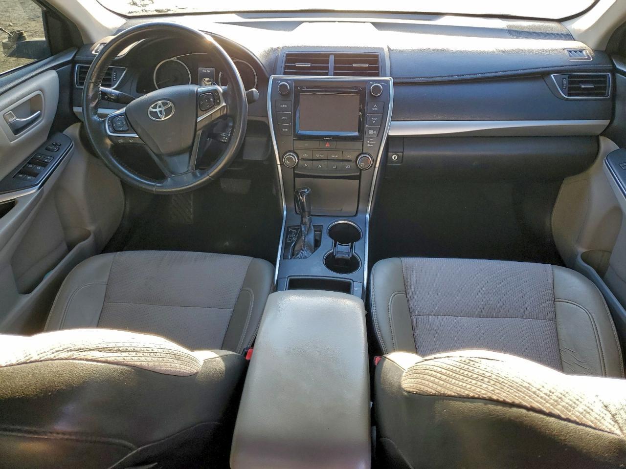 2017 TOYOTA CAMRY