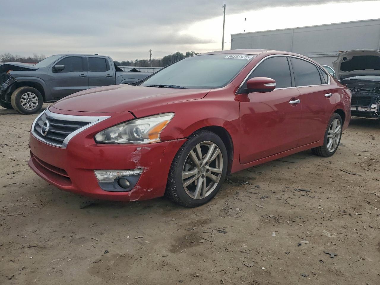 2013 NISSAN ALTIMA