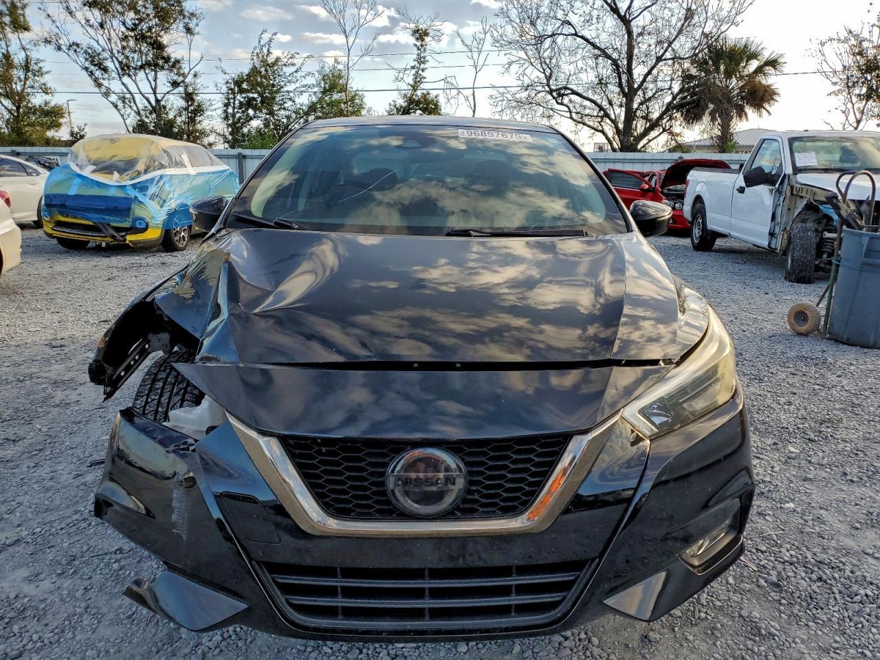 2020 NISSAN VERSA