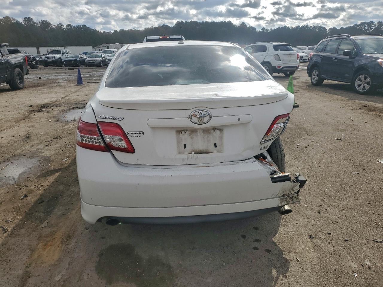 2010 TOYOTA CAMRY