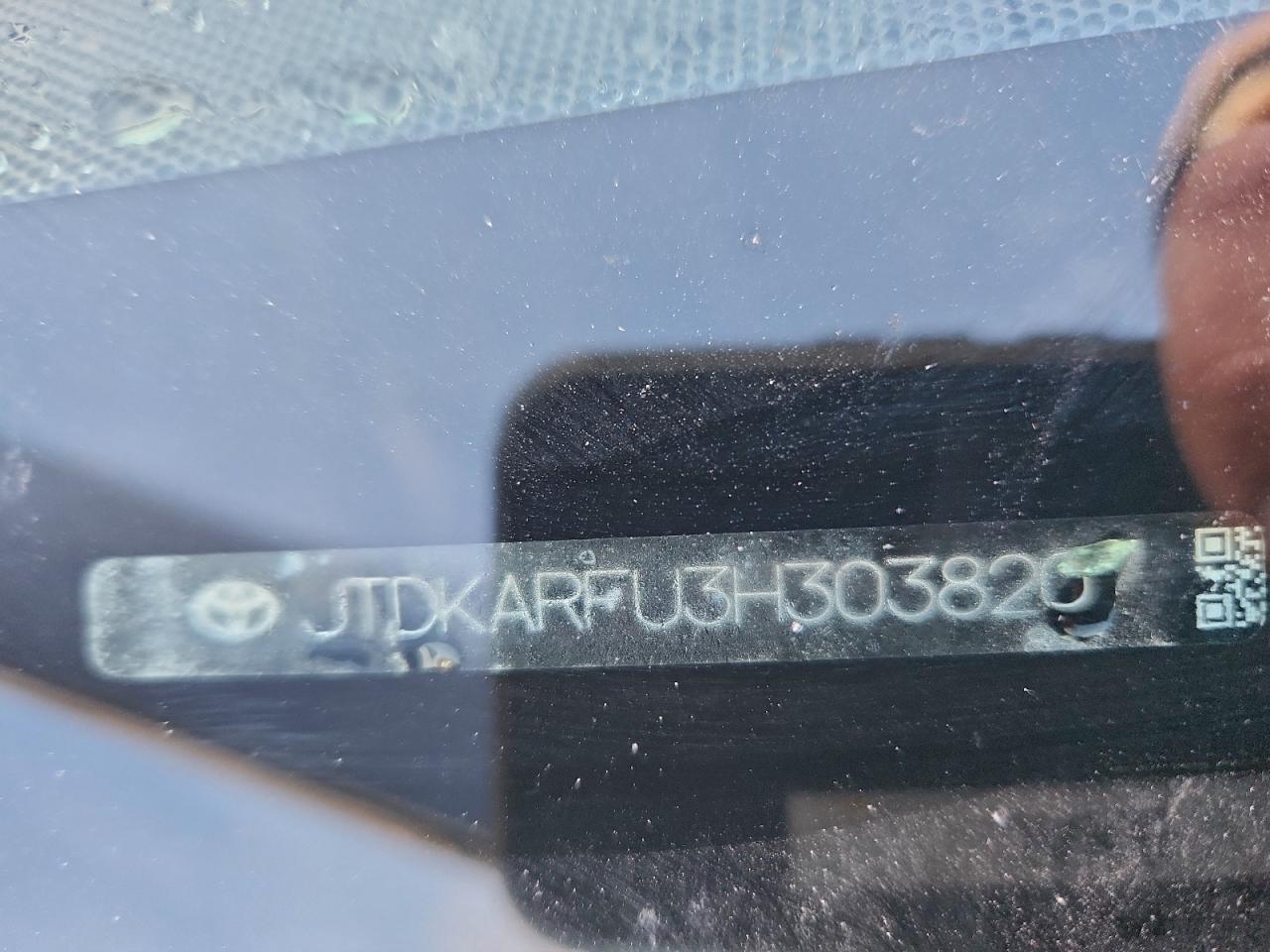 2017 TOYOTA PRIUS