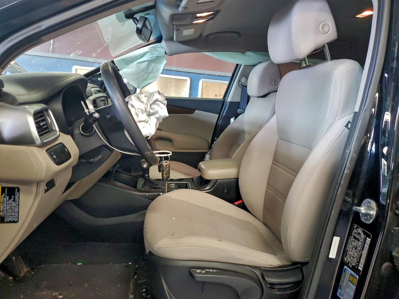 2017 KIA SORENTO