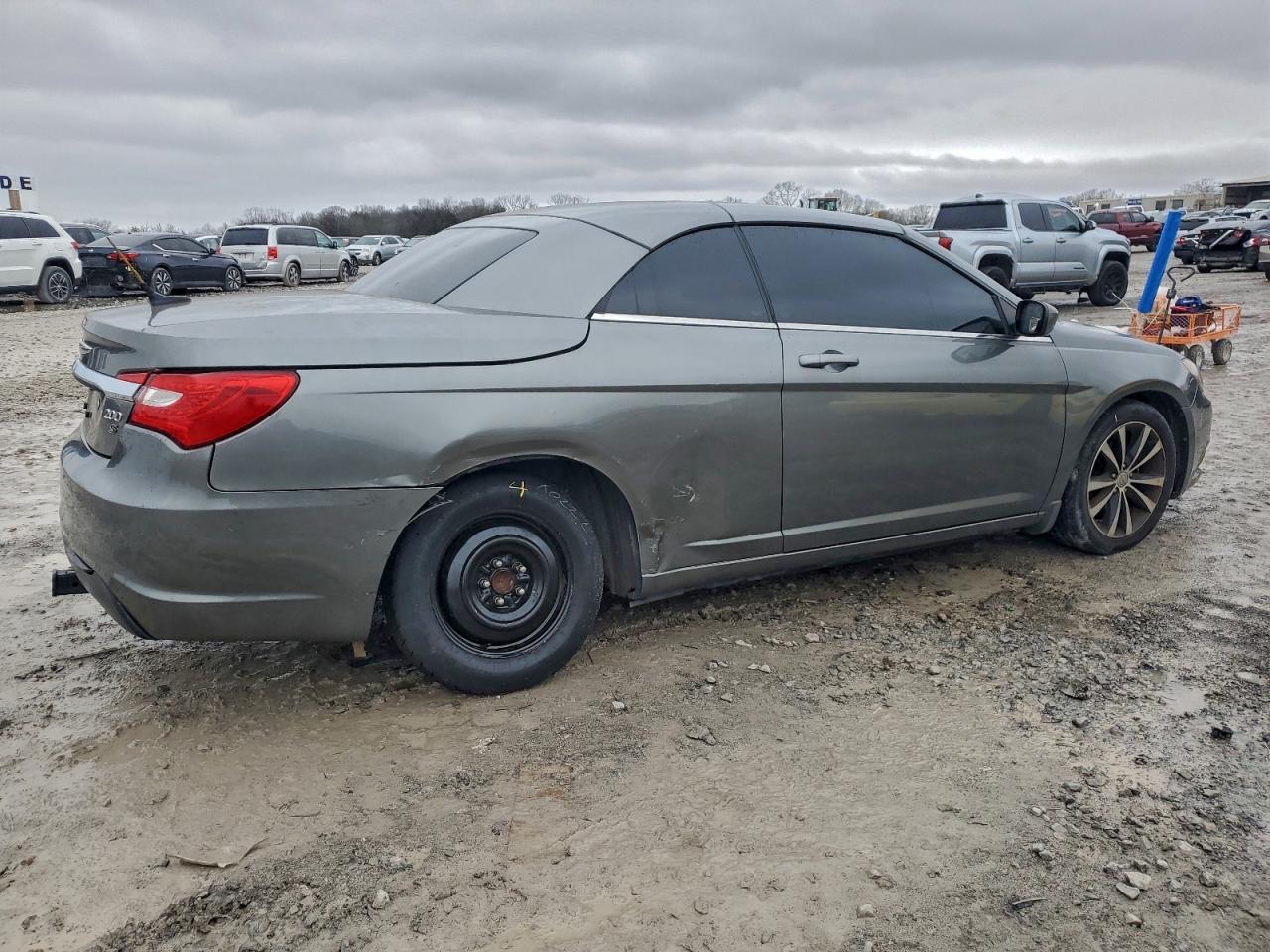 2012 CHRYSLER 200