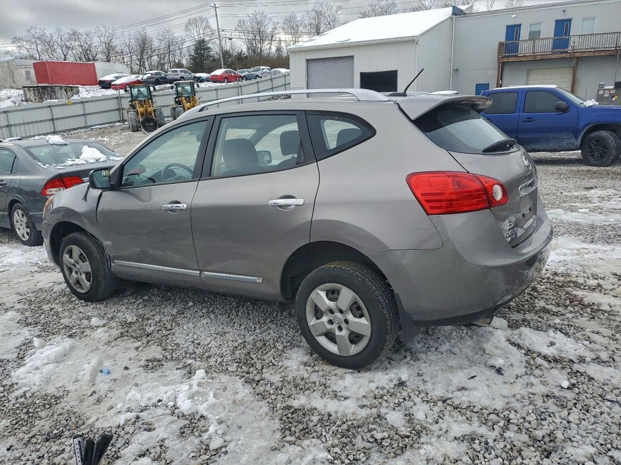 2015 NISSAN ROGUE