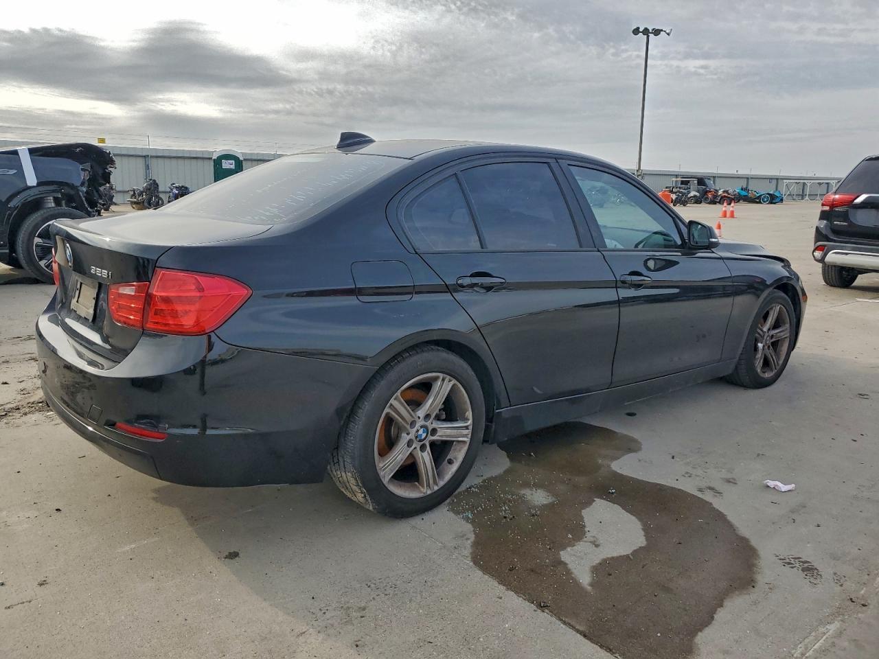 2013 BMW 3 SERIES