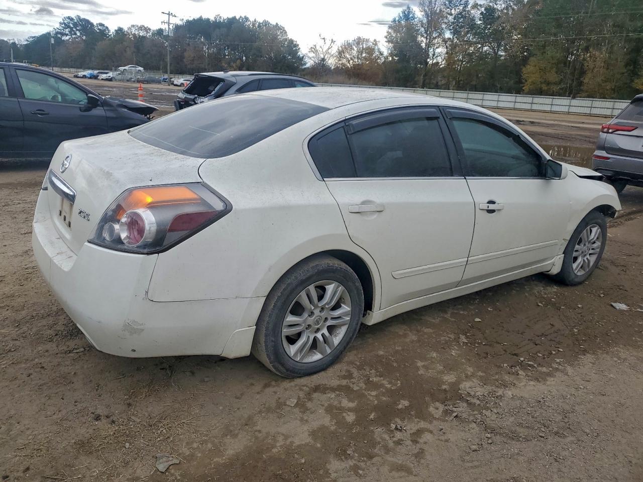 2011 NISSAN ALTIMA
