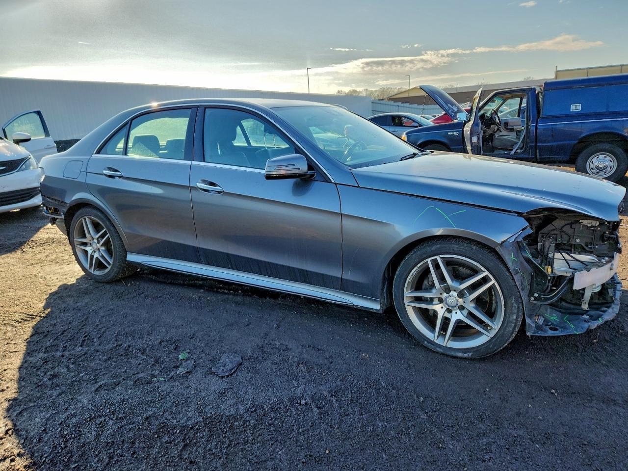 2016 MERCEDES-BENZ E-Class