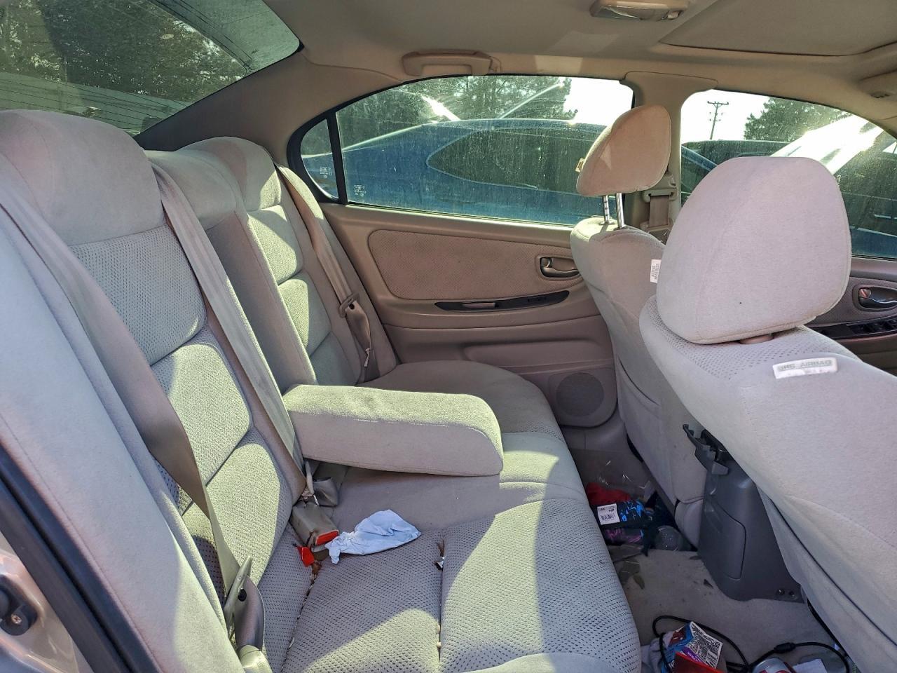 2003 NISSAN Maxima