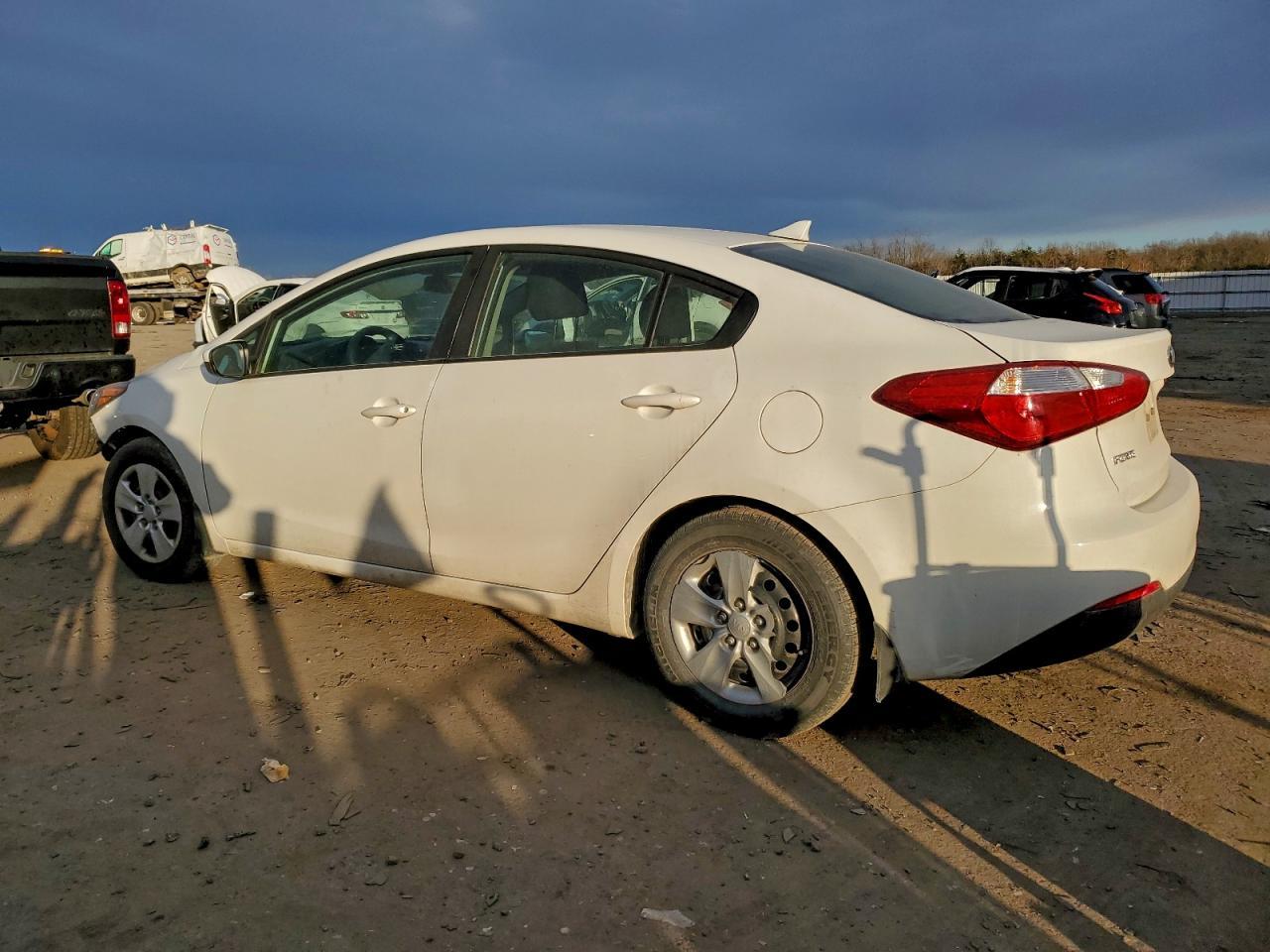 2016 KIA FORTE