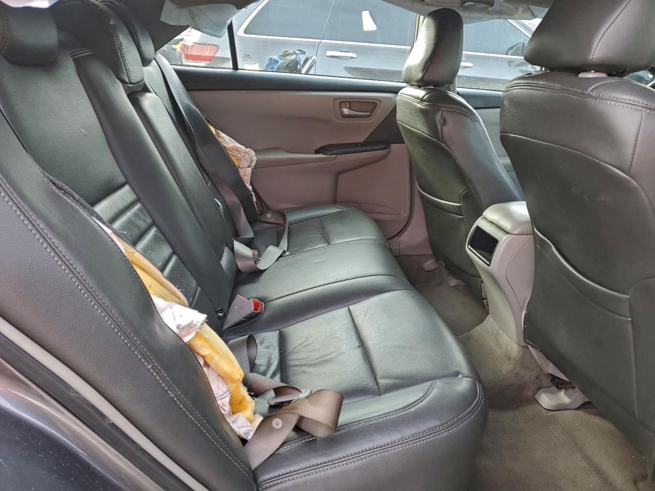 2016 TOYOTA CAMRY