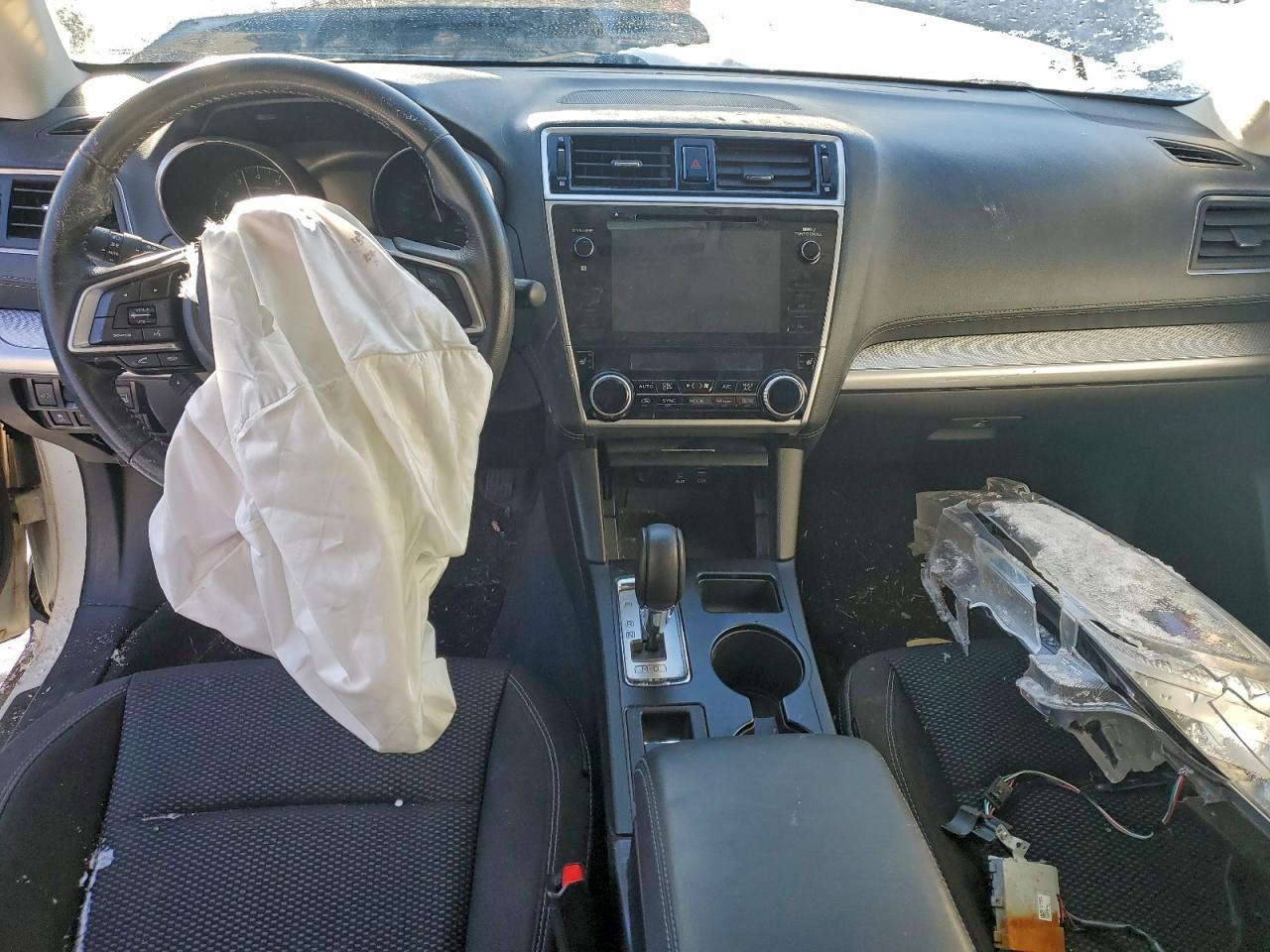 2018 SUBARU Outback