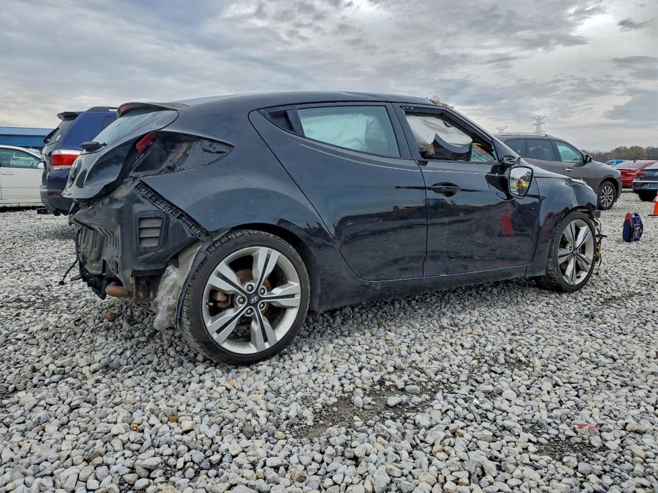2017 HYUNDAI VELOSTER