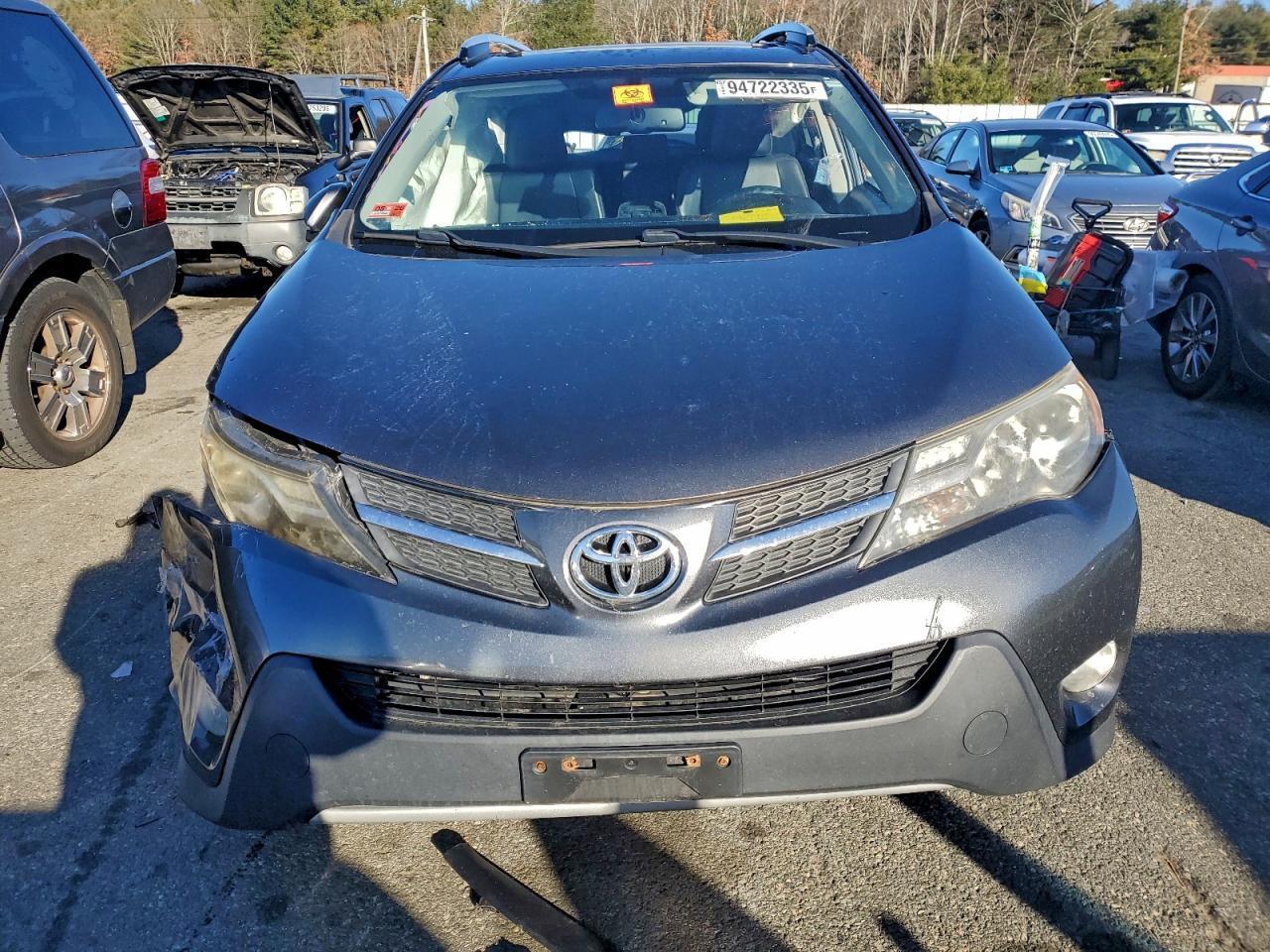 2015 TOYOTA RAV4
