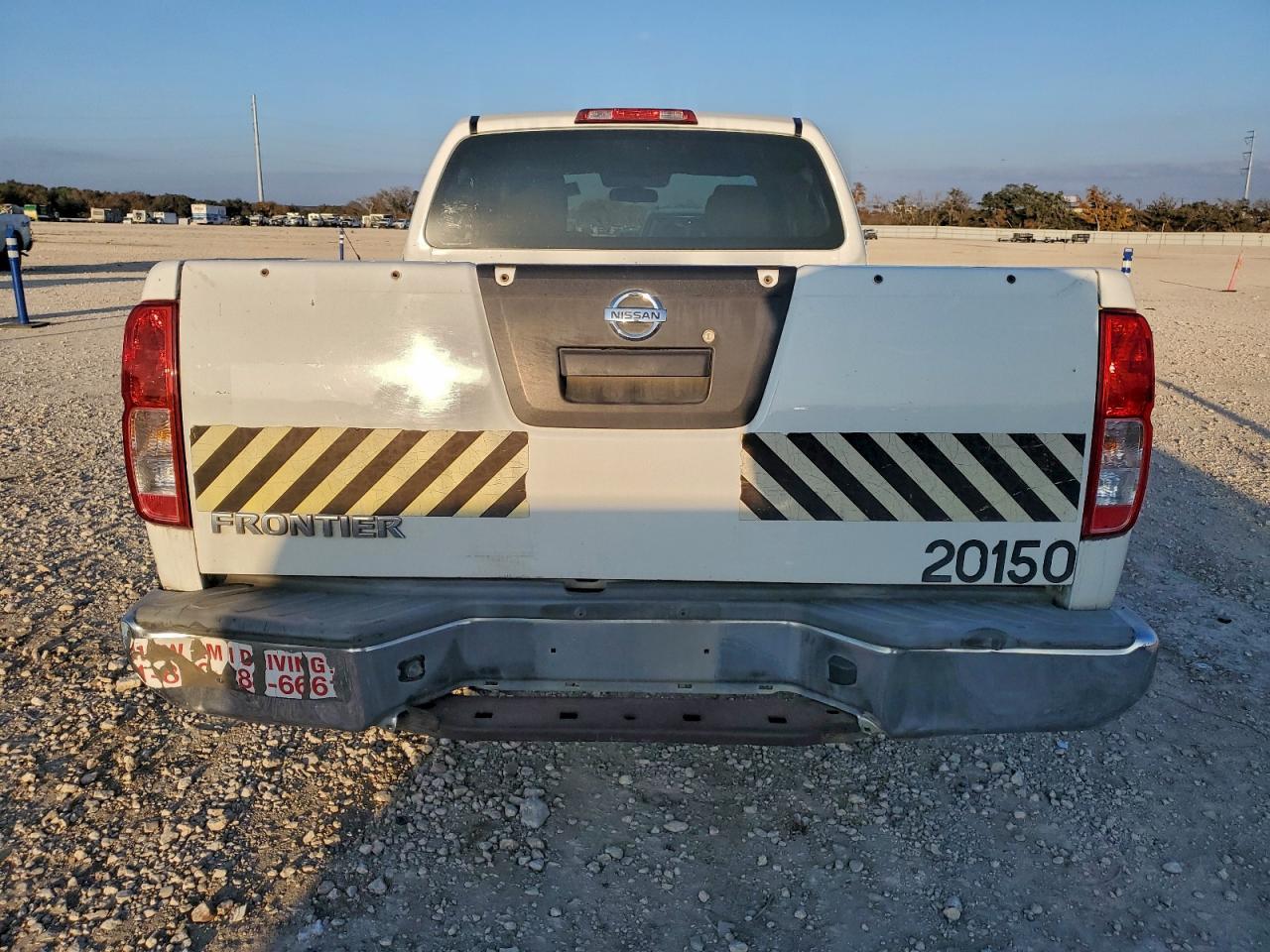2015 NISSAN Frontier