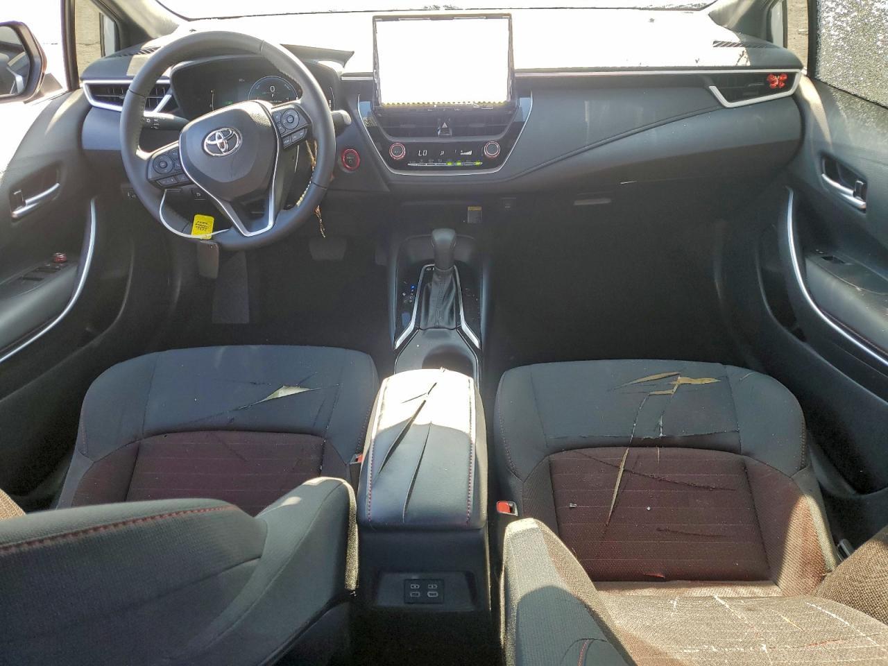 2025 TOYOTA COROLLA