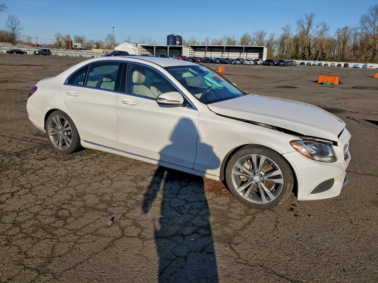 2016 MERCEDES-BENZ C-CLASS
