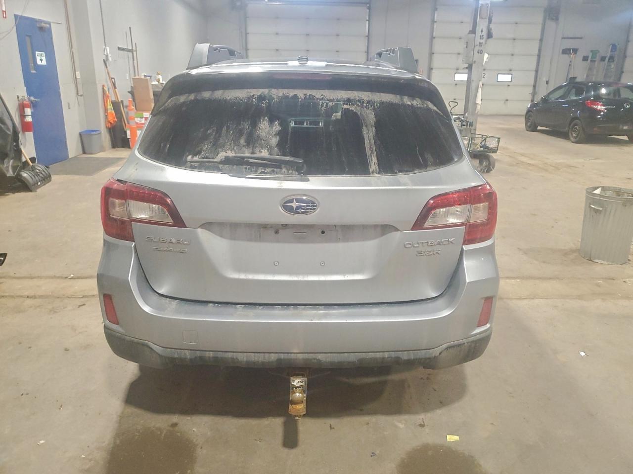 2015 SUBARU Outback